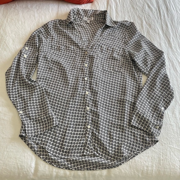 Express Tops - Express the portofino diamond blouse